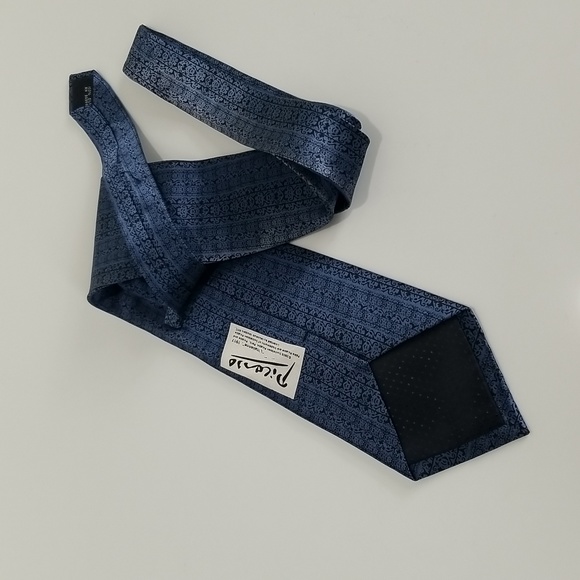 Tie Picasso L'Italienne 1917 100% Silk (Blue) - Picture 10 of 16